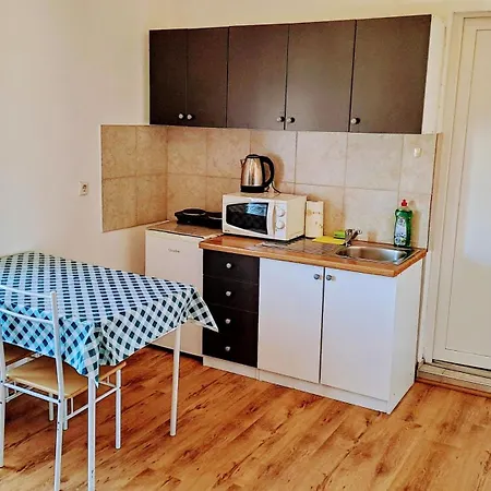 Dejan Apartment4-top Centar Apartmán